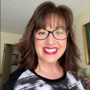 Meet your Posher, Jenny